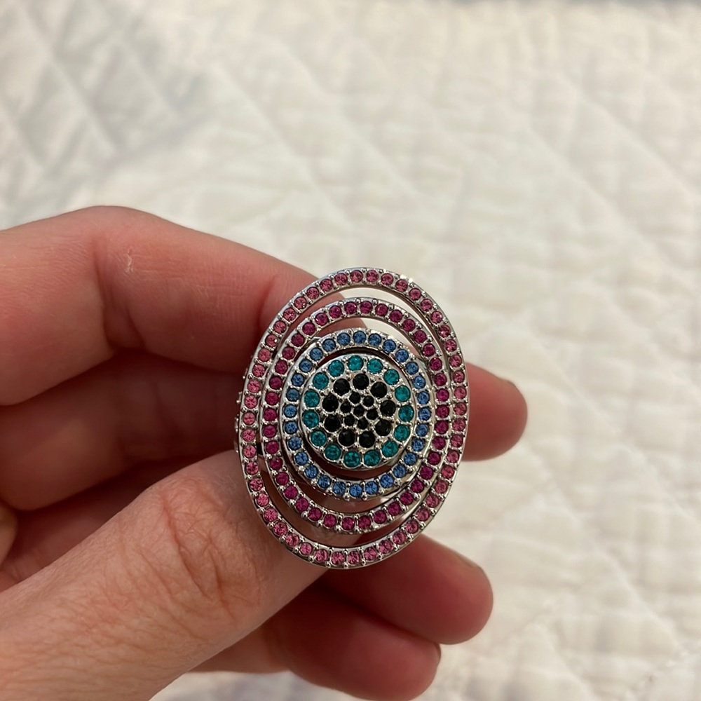 swarovski crystals ring size 6